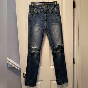American Eagle men’s slim fit distressed jeans size 28 inseam 30